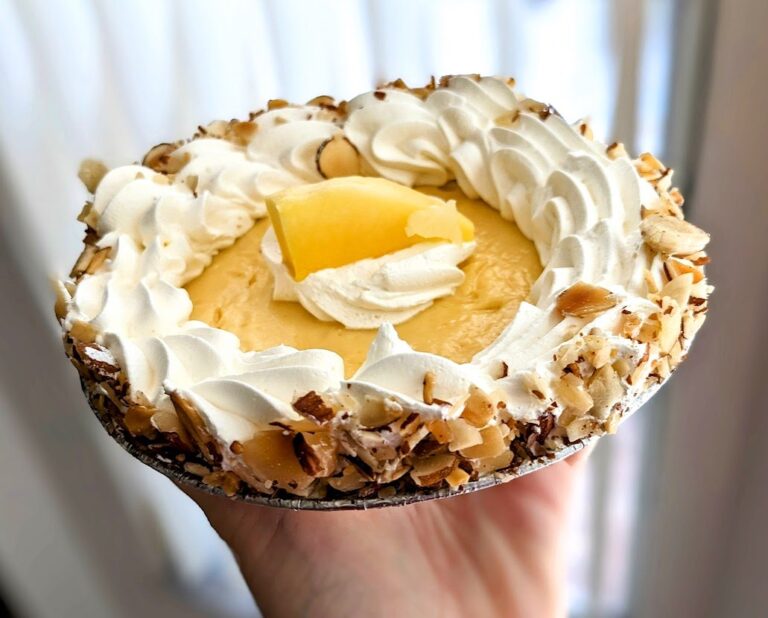 Publix Mini Mango Key Lime Pie Review