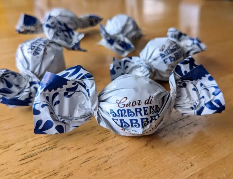 Fabbri Cuor di Amarena Bombon (Chocolate Covered Cherries) Review